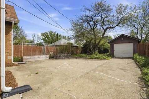 1025 N Bosart Avenue Indianapolis IN 46201