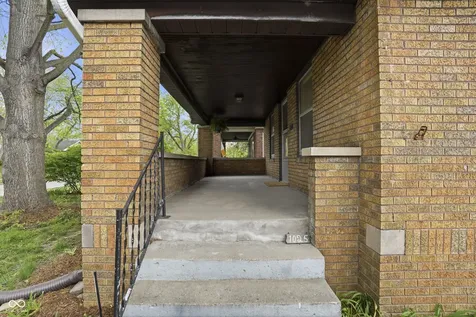 1025 N Bosart Avenue Indianapolis IN 46201