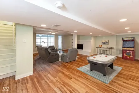 8650 Fall Creek Road Indianapolis IN 46256