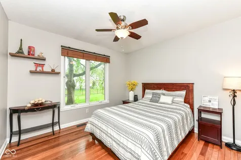 5251 Cheyenne Moon Carmel IN 46033