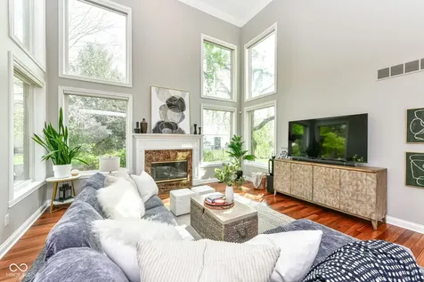 5251 Cheyenne Moon Carmel IN 46033