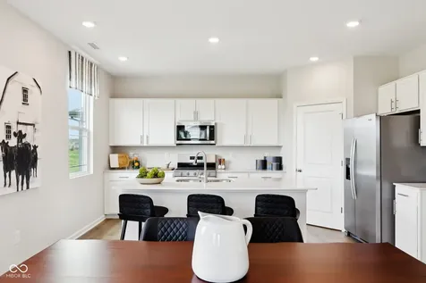 1133 Blackstone Avenue Franklin IN 46131