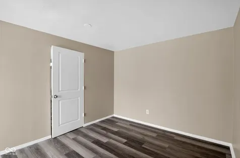 1945 Schwier Court Indianapolis IN 46229