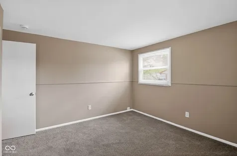 1945 Schwier Court Indianapolis IN 46229