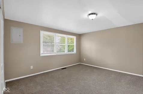 1945 Schwier Court Indianapolis IN 46229