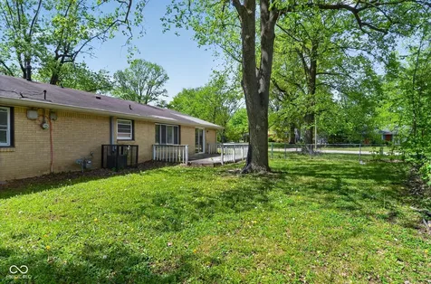 1945 Schwier Court Indianapolis IN 46229