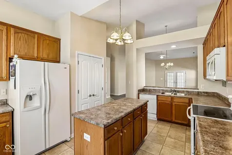 6929 Willow Pond Drive Noblesville IN 46062