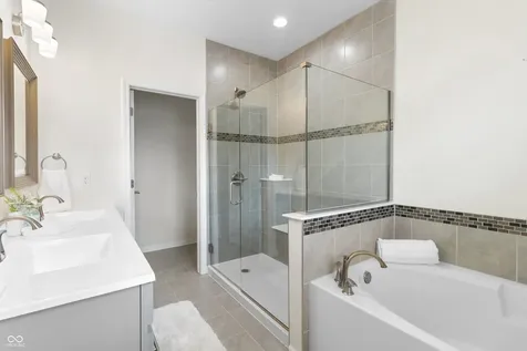 887 Rattlebox Lane Westfield IN 46074