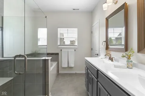 887 Rattlebox Lane Westfield IN 46074