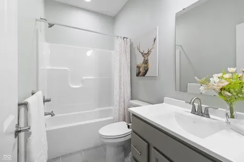 887 Rattlebox Lane Westfield IN 46074