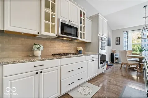 15830 Oakhurst Lane Fishers IN 46040