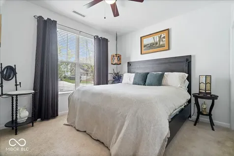 15830 Oakhurst Lane Fishers IN 46040