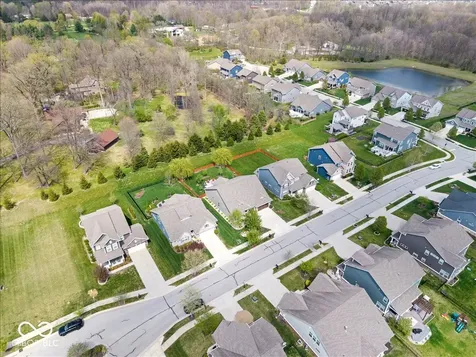15830 Oakhurst Lane Fishers IN 46040