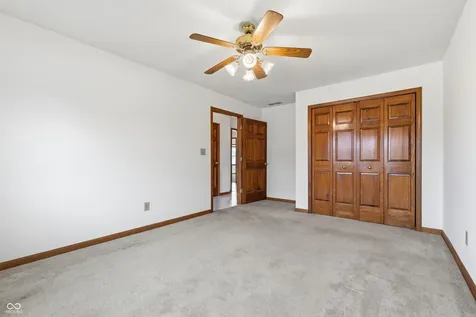 735 Cottage Lane Greenwood IN 46143