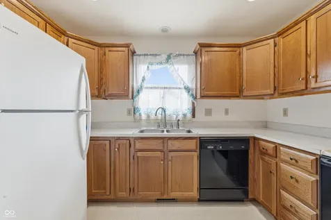735 Cottage Lane Greenwood IN 46143