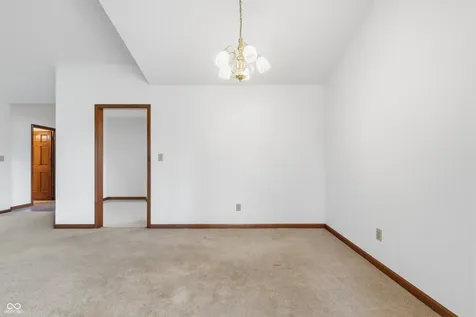 735 Cottage Lane Greenwood IN 46143