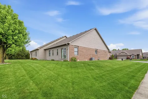 735 Cottage Lane Greenwood IN 46143