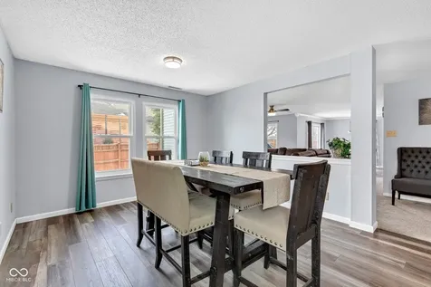 10255 Lothbury Circle Fishers IN 46037