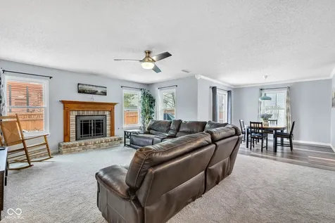 10255 Lothbury Circle Fishers IN 46037