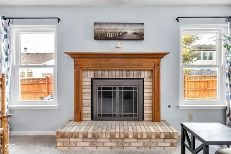 10255 Lothbury Circle Fishers IN 46037