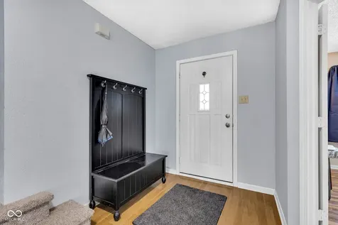 10255 Lothbury Circle Fishers IN 46037