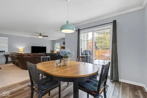 10255 Lothbury Circle Fishers IN 46037