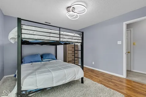 10255 Lothbury Circle Fishers IN 46037