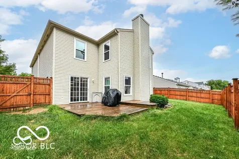 10255 Lothbury Circle Fishers IN 46037