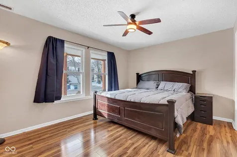 10255 Lothbury Circle Fishers IN 46037