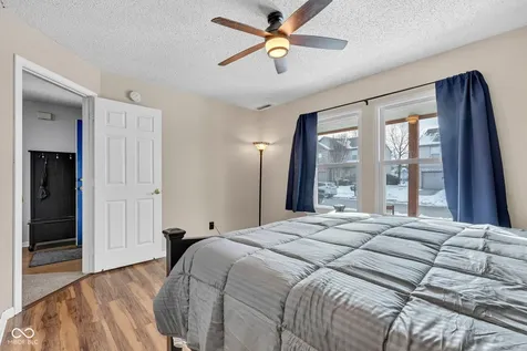 10255 Lothbury Circle Fishers IN 46037