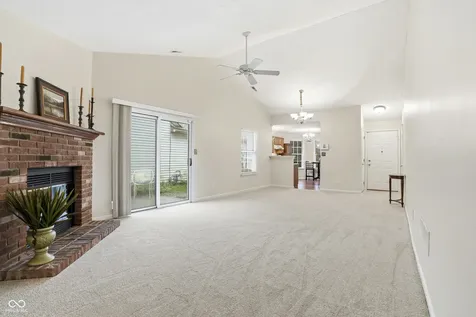 9652 Pine Ridge East Drive Fishers IN 46038
