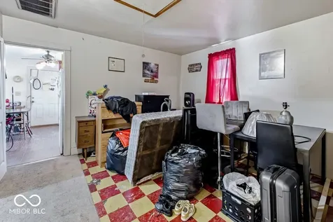 3305 S Lyons Avenue Indianapolis IN 46221