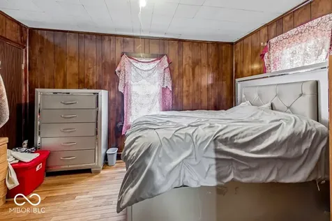 3305 S Lyons Avenue Indianapolis IN 46221