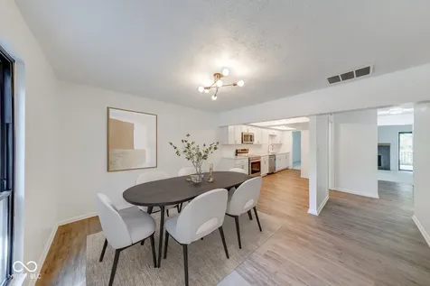 4261 Foxglove Trace Indianapolis IN 46237