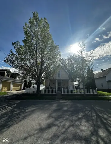 215 S Pearl Street Pendleton IN 46064
