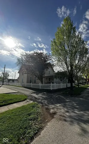 215 S Pearl Street Pendleton IN 46064
