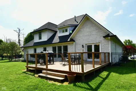 1708 Woodcroft Court Greenwood IN 46143