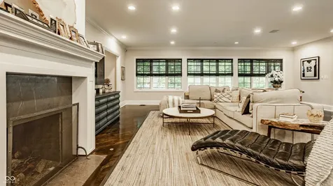 110 Bow Lane Indianapolis IN 46220