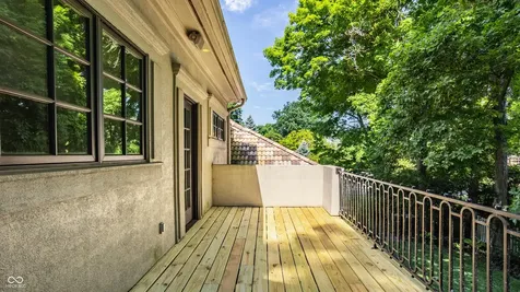 110 Bow Lane Indianapolis IN 46220
