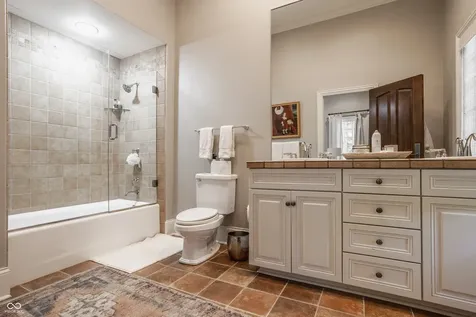 110 Bow Lane Indianapolis IN 46220