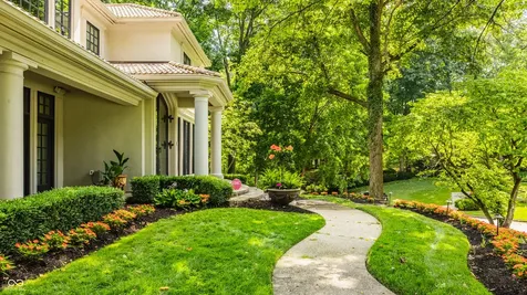 110 Bow Lane Indianapolis IN 46220