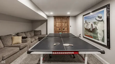 110 Bow Lane Indianapolis IN 46220