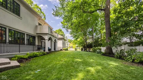 110 Bow Lane Indianapolis IN 46220
