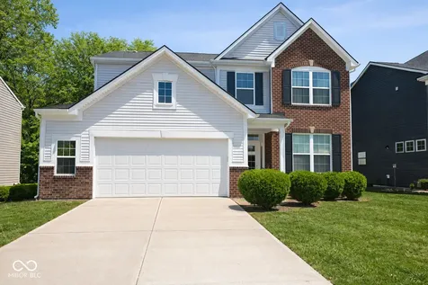 8332 Welder Place Indianapolis IN 46237