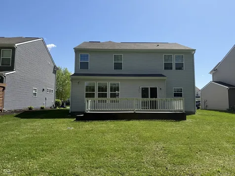 8332 Welder Place Indianapolis IN 46237