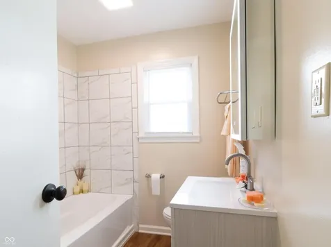 5438 E 20th Street Indianapolis IN 46218
