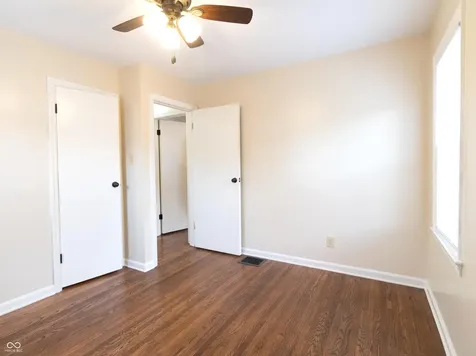 5438 E 20th Street Indianapolis IN 46218