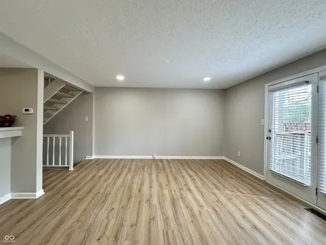 7975 Glen View Drive Indianapolis IN 46236