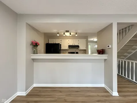 7975 Glen View Drive Indianapolis IN 46236