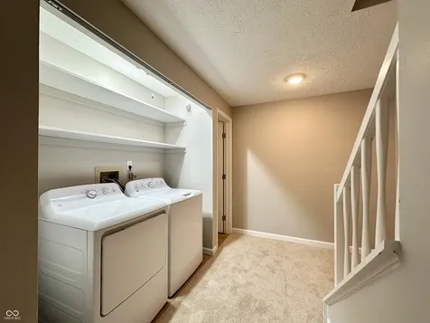 7975 Glen View Drive Indianapolis IN 46236